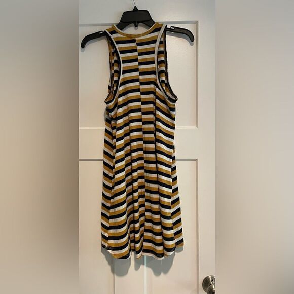Ribbed sleeveless striped dress by Entro sz S - Picture 2 of 5
